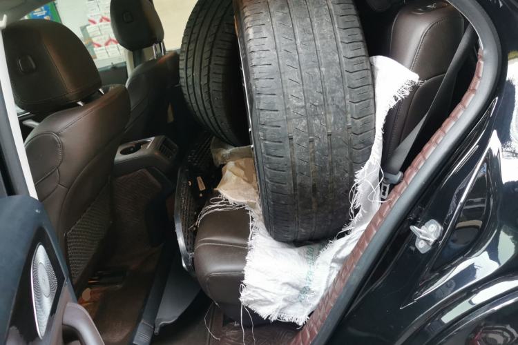 Used Mercedes-Benz GLE 2021 GLE 350 4MATIC Stylish Model Left Rear Seat