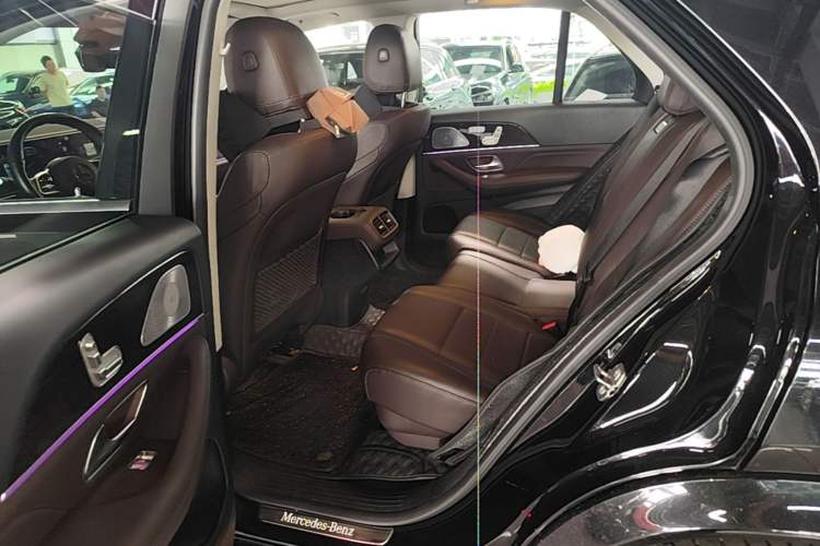 Used Mercedes-Benz GLE 2021 GLE 350 4MATIC Stylish Model Left Rear Seat