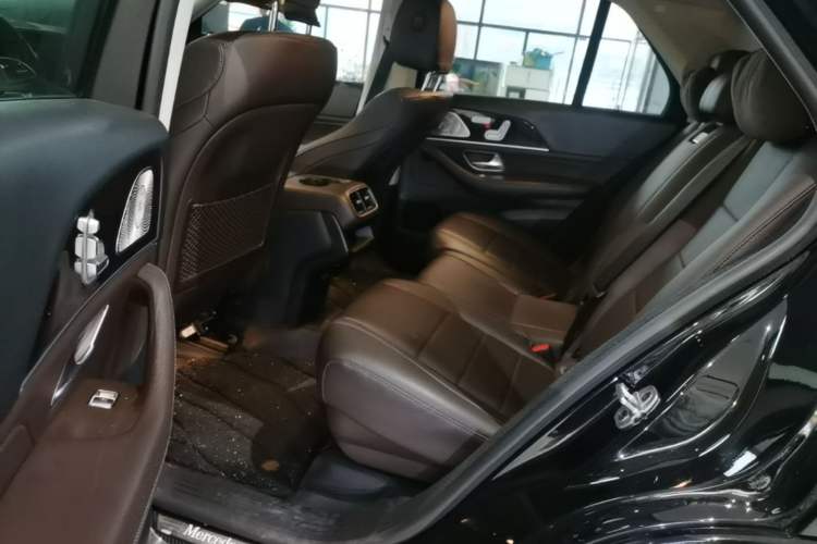 Used Mercedes-Benz GLE 2021 GLE 350 4MATIC Stylish Model Left Rear Seat