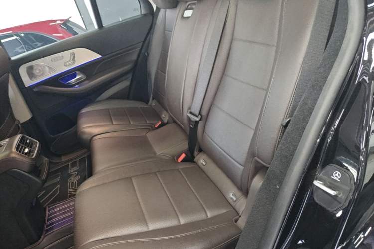 Used Mercedes-Benz GLE 2021 GLE 450 4MATIC AMG Line Left Rear Seat
