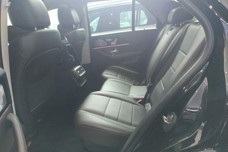 Used Mercedes-Benz GLE 2021 GLE 350 4MATIC Stylish Model Left Rear Seat