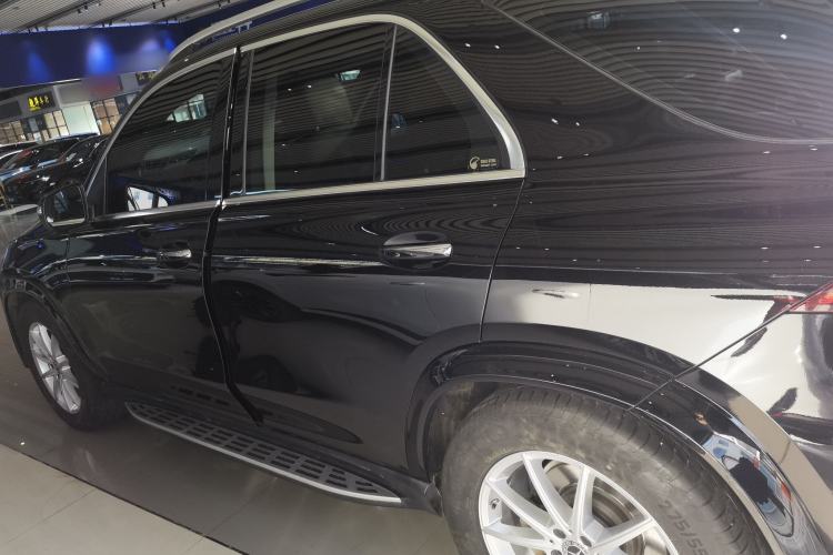 Used Mercedes-Benz GLE 2021 GLE 350 4MATIC Stylish Model Left Side