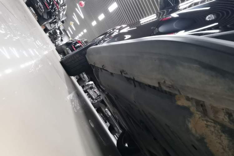 Used Mercedes-Benz GLE 2021 GLE 350 4MATIC Stylish Model Left Side Sill