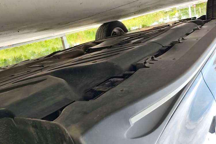 Used Mercedes-Benz GLE 2021 GLE 350 4MATIC Dynamic Edition Left Side Sill