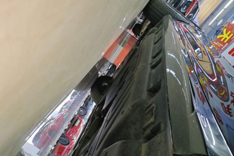 Used Mercedes-Benz GLE 2021 GLE 350 4MATIC Stylish Model Left Side Sill