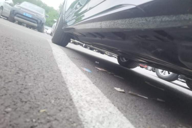 Used Mercedes-Benz GLE 2021 GLE 350 4MATIC Stylish Model Left Side Sill