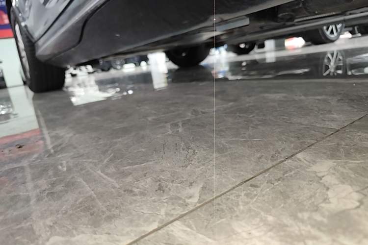 Used Mercedes-Benz GLE 2021 GLE 350 4MATIC Stylish Model Left Side Sill