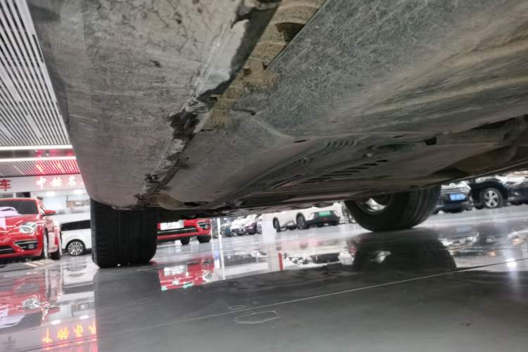 Used Mercedes-Benz GLE 2021 GLE 350 4MATIC Stylish Model Left Side Sill