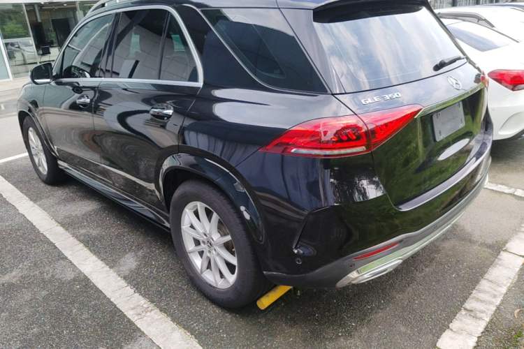 Used Mercedes-Benz GLE 2021 GLE 350 4MATIC Stylish Model Rear Left 45 Deg
