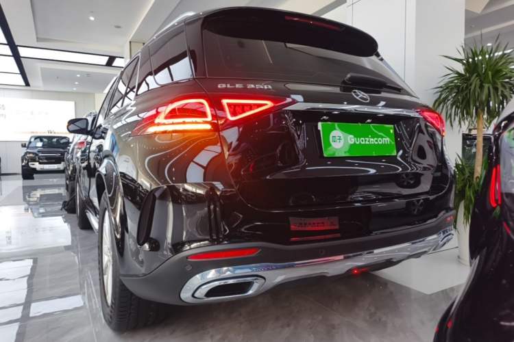 Used Mercedes-Benz GLE 2021 GLE 350 4MATIC Stylish Model Rear Left 45 Deg