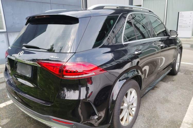 Used Mercedes-Benz GLE 2021 GLE 350 4MATIC Stylish Model Rear Right 45 Deg