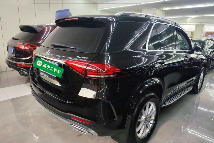 Used Mercedes-Benz GLE 2021 GLE 350 4MATIC Stylish Model Rear Right 45 Deg
