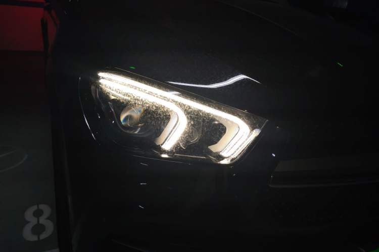 Used Mercedes-Benz GLE 2021 GLE 350 4MATIC Stylish Model Right Front Headlight