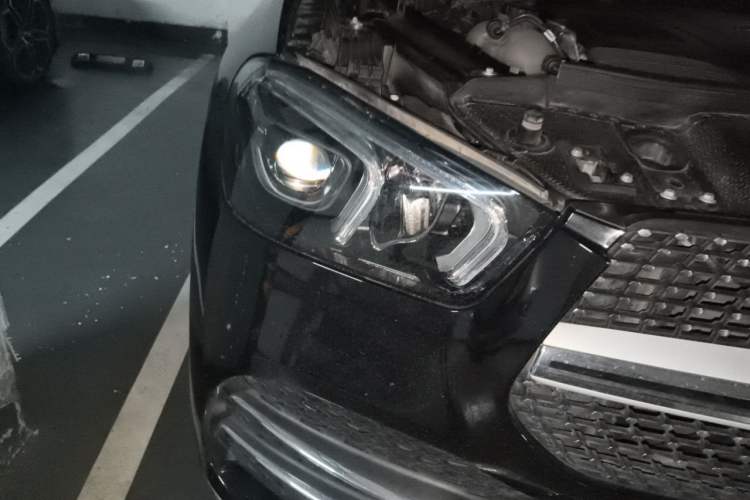Used Mercedes-Benz GLE 2021 GLE 450 4MATIC Stylish Model Right Front Headlight