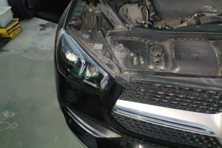 Used Mercedes-Benz GLE 2021 GLE 350 4MATIC Stylish Model Right Front Headlight