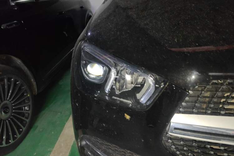 Used Mercedes-Benz GLE 2021 GLE 350 4MATIC Stylish Model Right Front Headlight