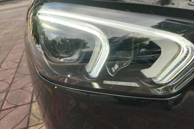 Used Mercedes-Benz GLE 2021 GLE 450 4MATIC Stylish Model Right Front Headlight