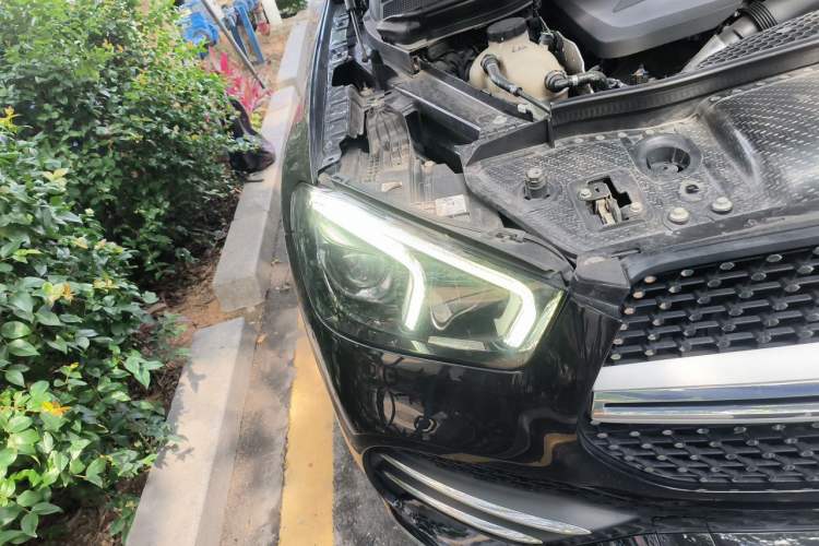 Used Mercedes-Benz GLE 2021 GLE 350 4MATIC Stylish Model Right Front Headlight