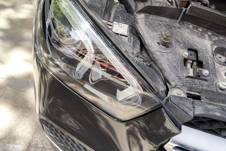 Used Mercedes-Benz GLE 2021 GLE 350 4MATIC Stylish Model Right Front Headlight