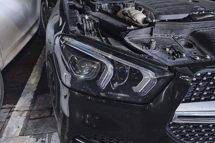Used Mercedes-Benz GLE 2021 GLE 350 4MATIC Stylish Model Right Front Headlight