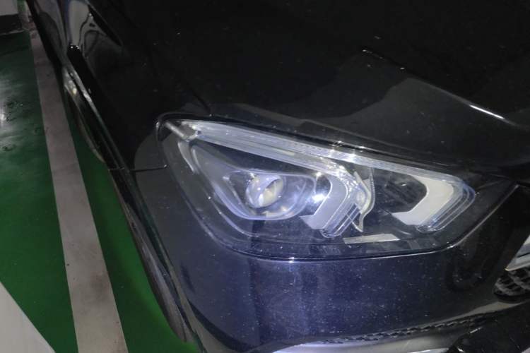 Used Mercedes-Benz GLE 2021 GLE 450 4MATIC Stylish Model Right Front Headlight