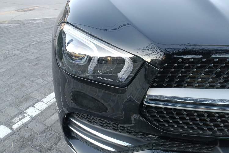 Used Mercedes-Benz GLE 2021 GLE 450 4MATIC AMG Line Right Front Headlight