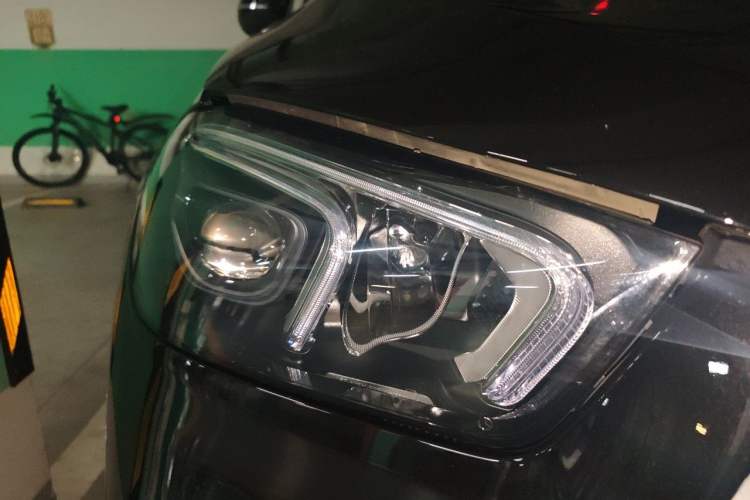 Used Mercedes-Benz GLE 2021 GLE 450 4MATIC Stylish Model Right Front Headlight