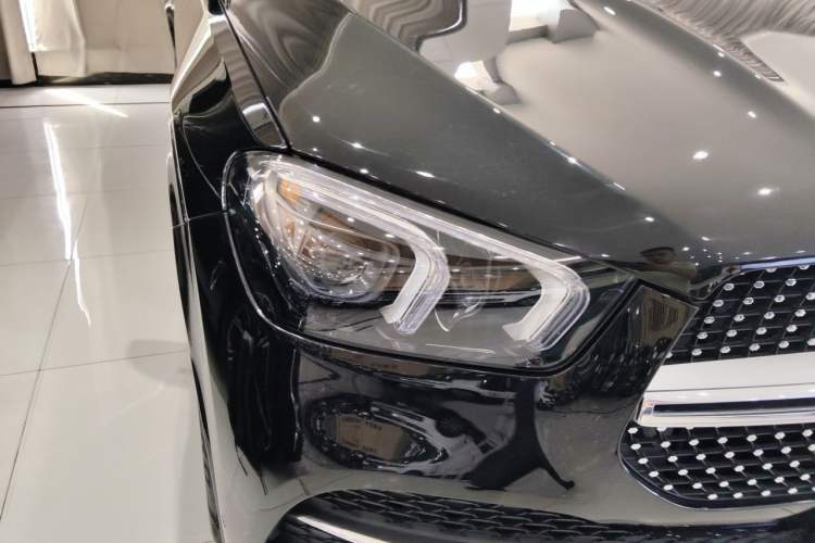 Used Mercedes-Benz GLE 2021 GLE 350 4MATIC Luxury Model Right Front Headlight