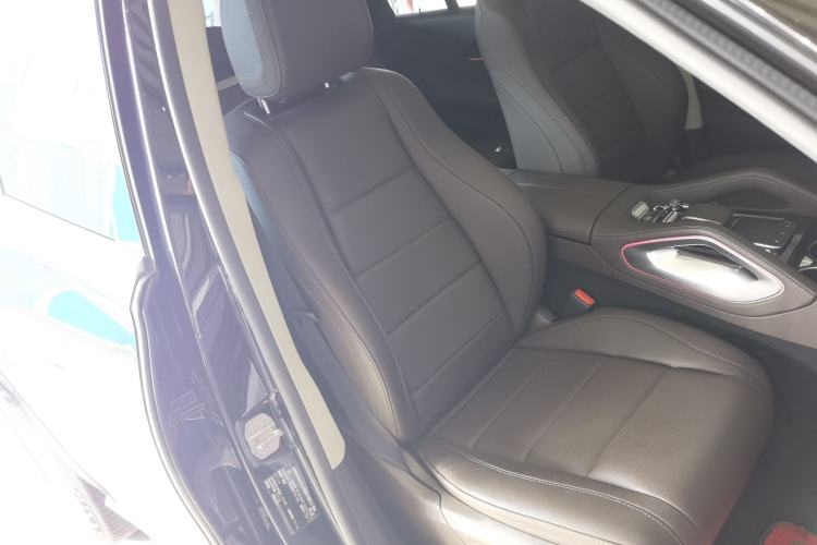 Used Mercedes-Benz GLE 2021 GLE 350 4MATIC Stylish Model Right Front Seat