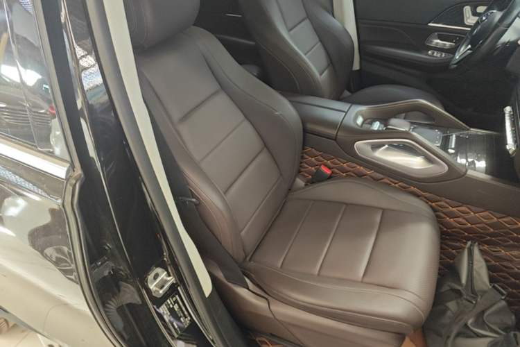 Used Mercedes-Benz GLE 2021 GLE 350 4MATIC Stylish Model Right Front Seat