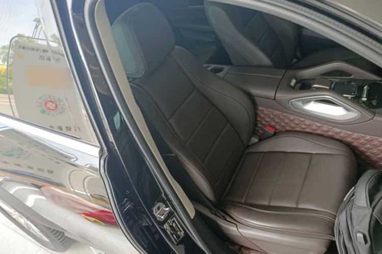 Used Mercedes-Benz GLE 2021 GLE 350 4MATIC Dynamic Edition Right Front Seat