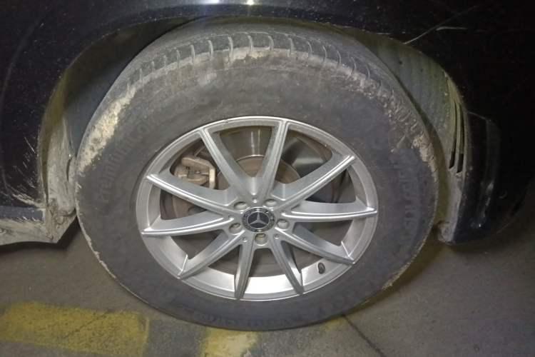 Used Mercedes-Benz GLE 2021 GLE 350 4MATIC Stylish Model Right Front Wheel Hub