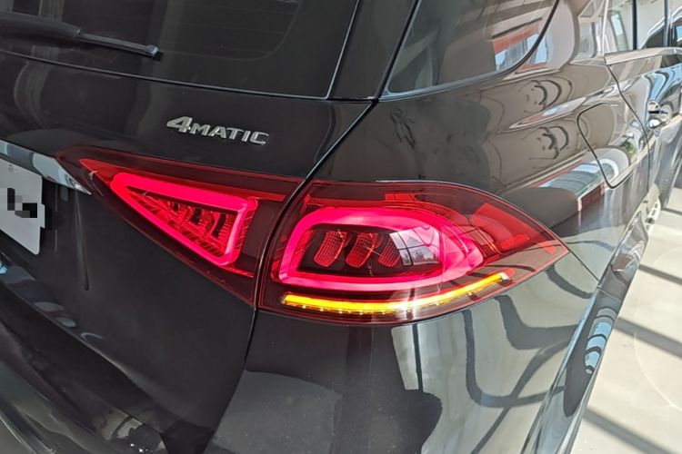 Used Mercedes-Benz GLE 2021 GLE 450 4MATIC Stylish Model Right Rear Taillight