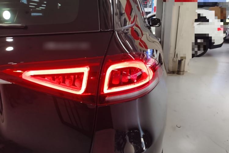 Used Mercedes-Benz GLE 2021 GLE 350 4MATIC Dynamic Edition Right Rear Taillight