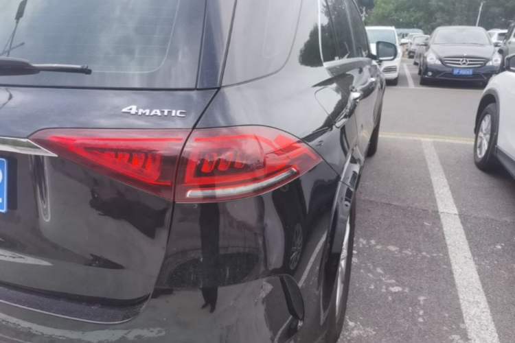 Used Mercedes-Benz GLE 2021 GLE 350 4MATIC Stylish Model Right Rear Taillight