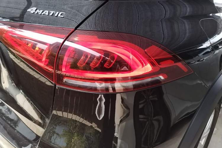 Used Mercedes-Benz GLE 2021 GLE 350 4MATIC Dynamic Edition Right Rear Taillight