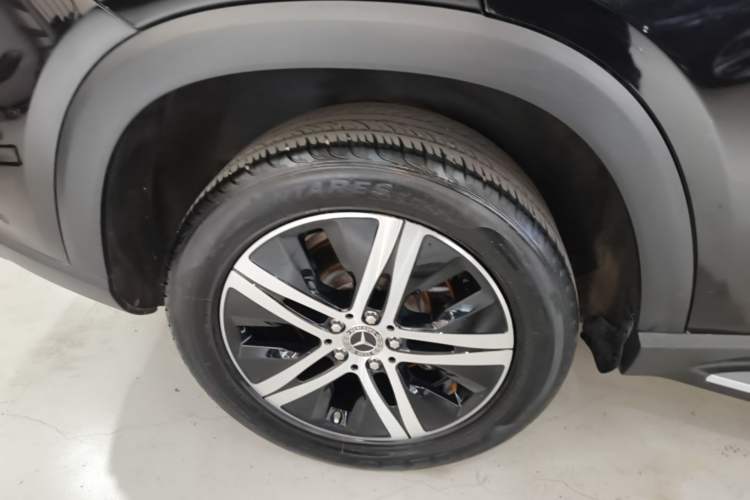 Used Mercedes-Benz GLE 2021 GLE 350 4MATIC Dynamic Edition Right Rear Wheel Hub