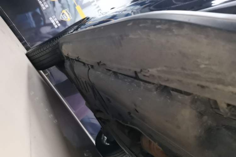 Used Mercedes-Benz GLE 2021 GLE 350 4MATIC Stylish Model Right Side Sill