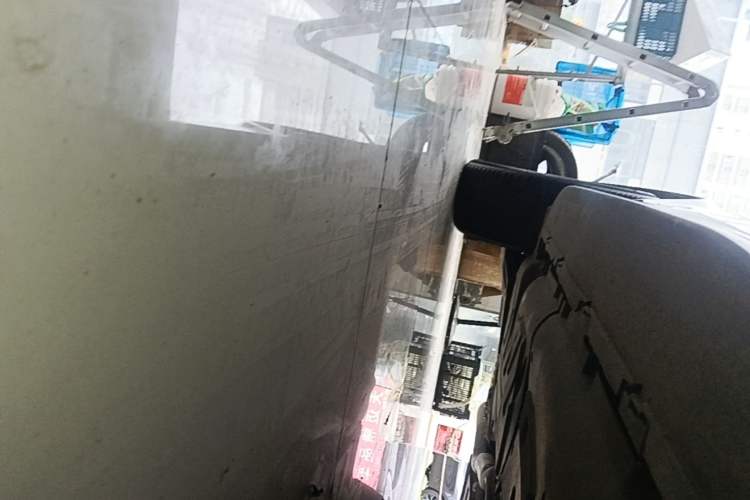 Used Mercedes-Benz GLE 2021 GLE 450 4MATIC AMG Line Right Side Sill