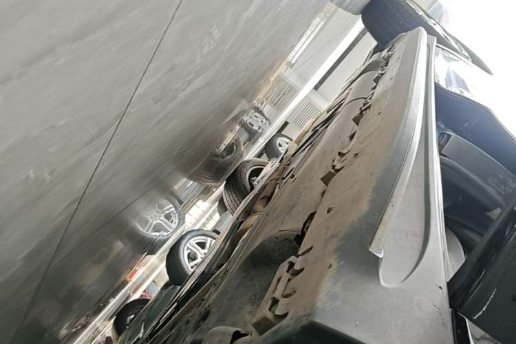 Used Mercedes-Benz GLE 2021 GLE 350 4MATIC Dynamic Edition Right Side Sill