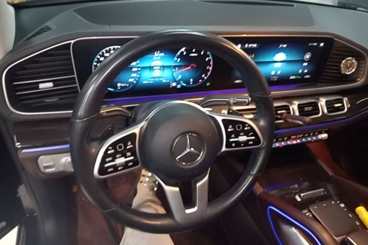 Used Mercedes-Benz GLE 2021 GLE 350 4MATIC Stylish Model Steering Wheel