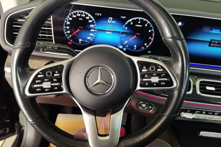 Used Mercedes-Benz GLE 2021 GLE 350 4MATIC Stylish Model Steering Wheel