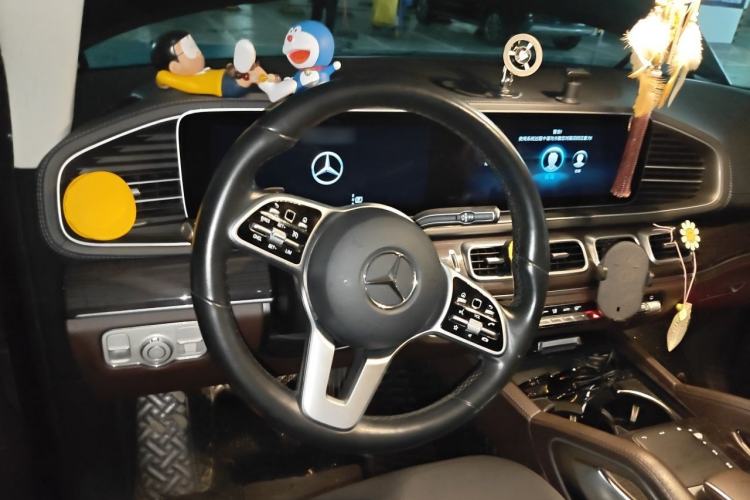 Used Mercedes-Benz GLE 2021 GLE 350 4MATIC Stylish Model Steering Wheel