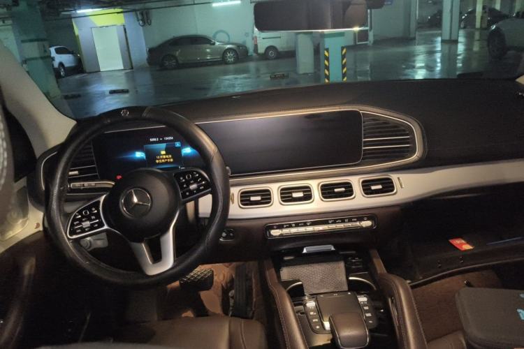 Used Mercedes-Benz GLE 2021 GLE 450 4MATIC Stylish Model Steering Wheel