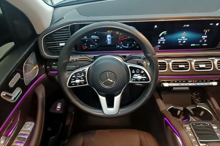 Used Mercedes-Benz GLE 2021 GLE 350 4MATIC Stylish Model Steering Wheel