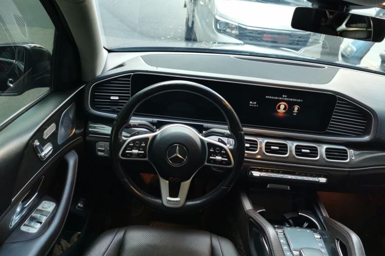 Used Mercedes-Benz GLE 2021 GLE 350 4MATIC Stylish Model Steering Wheel