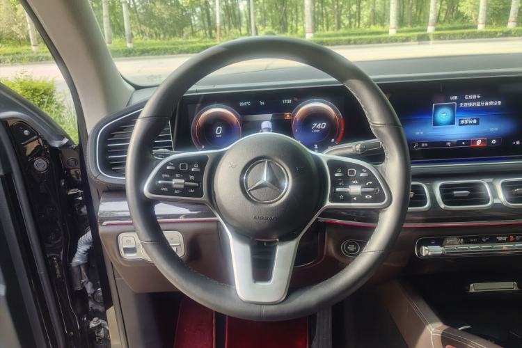Used Mercedes-Benz GLE 2021 GLE 350 4MATIC Stylish Model Steering Wheel