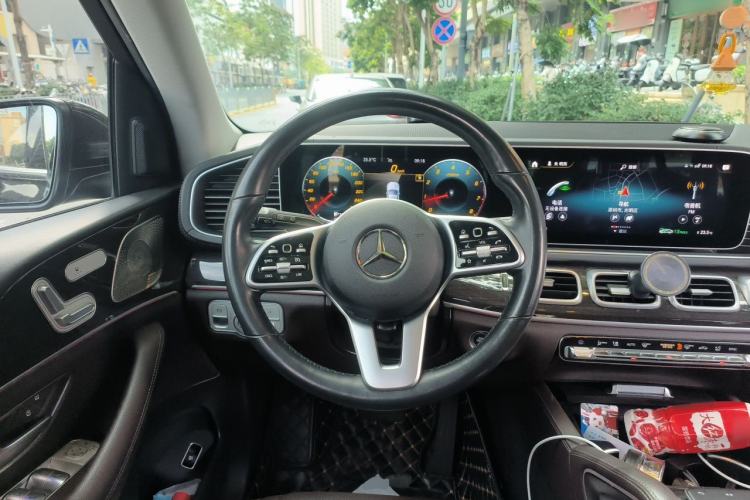 Used Mercedes-Benz GLE 2021 GLE 350 4MATIC Stylish Model Steering Wheel