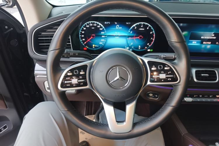 Used Mercedes-Benz GLE 2021 GLE 350 4MATIC Stylish Model Steering Wheel