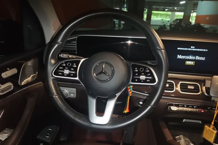 Used Mercedes-Benz GLE 2021 GLE 350 4MATIC Stylish Model Steering Wheel